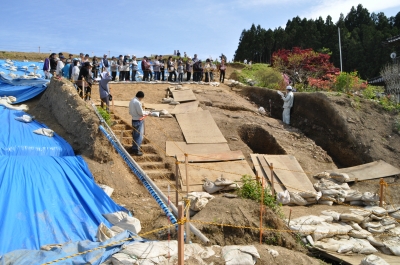 波怒棄館遺跡