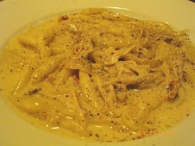 パスタ ウサギのラグーソース