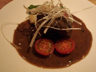 牛赤ワイン煮込み