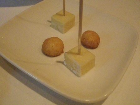 レストラン ミツヤマ 茶菓子