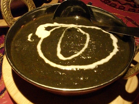 プルニマ ほうれん草とチキンのカレー