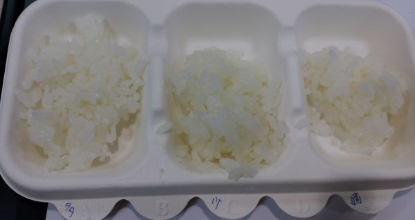 お米食べ比べ