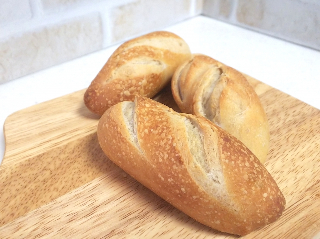 自家製いちご酵母でミニフランス