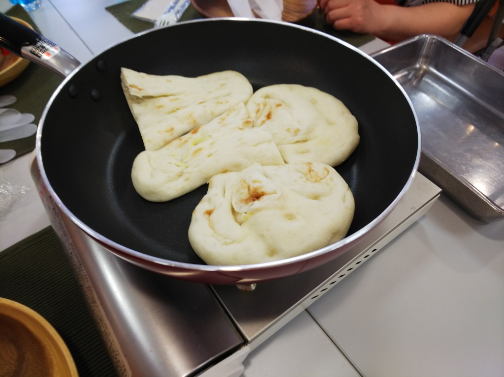 20180704-35-レシピブログ ちょりママさんの調理デモも必見♪市販のナンとカレールウをアレンジ!.JPG