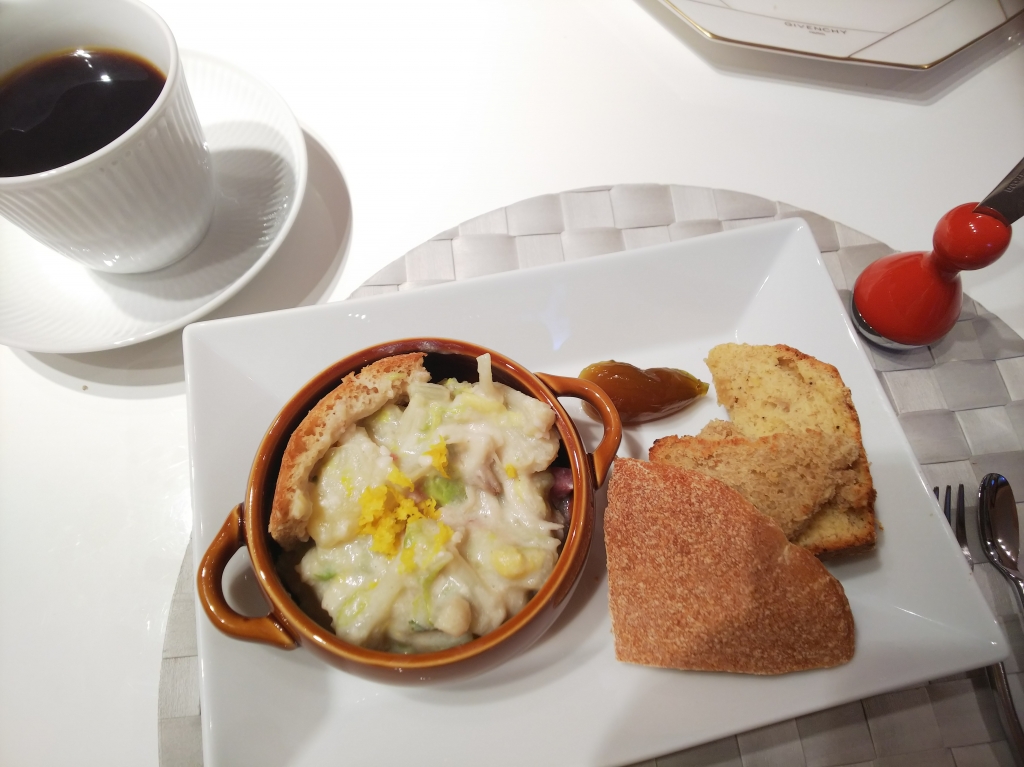 試食