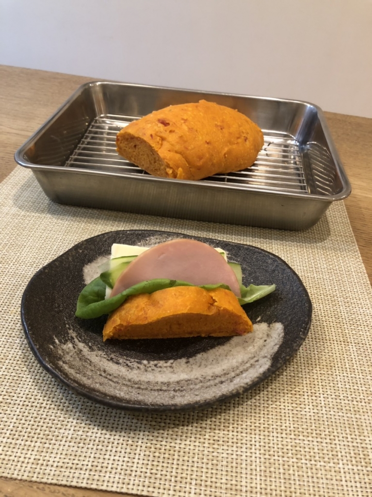 ドデカトマトサンド