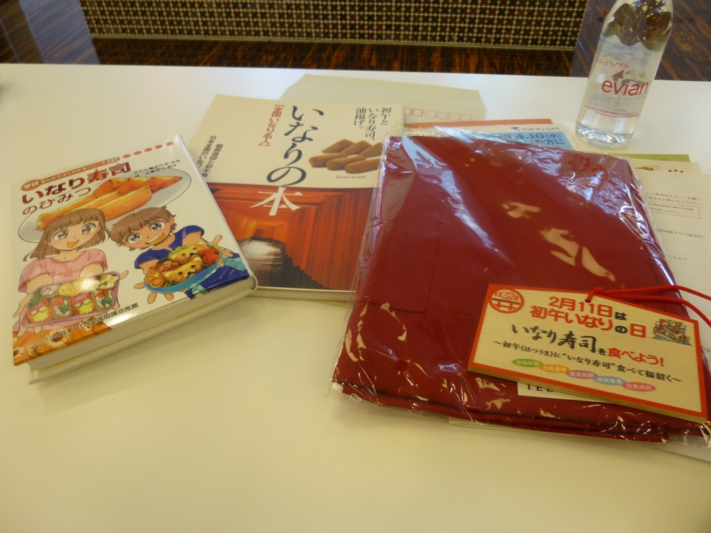 テーブル