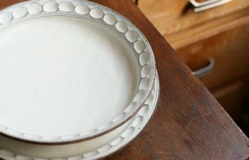 林さとみ 粉引丸そぎ8寸深皿