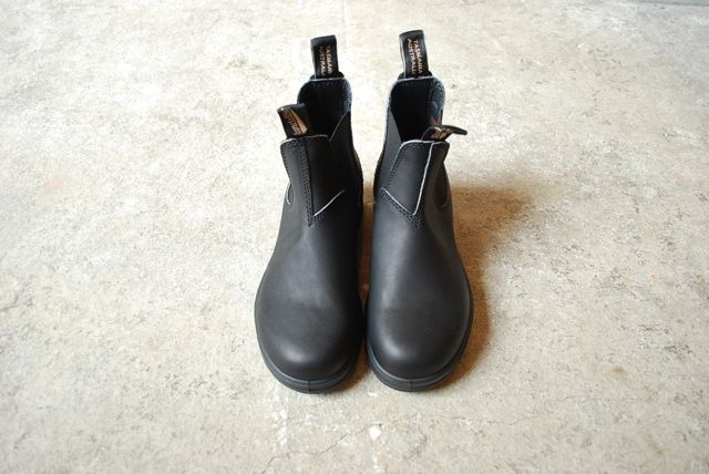 blundstone boots