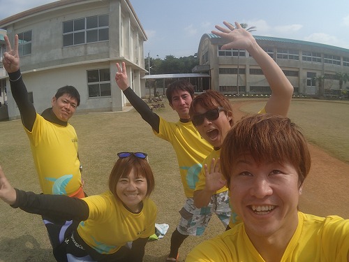 加計呂麻 クジラスイム