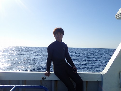 加計呂麻 クジラスイム