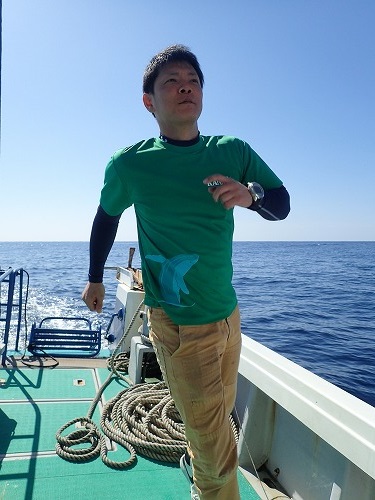 加計呂麻 クジラスイム