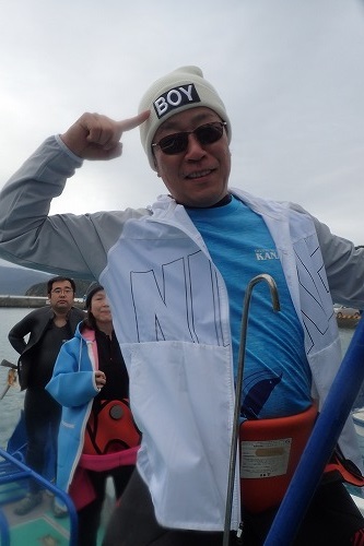 加計呂麻 クジラスイム