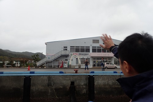 加計呂麻 クジラスイム