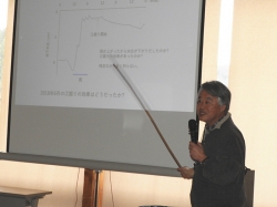 みんなで報告会_村上先生