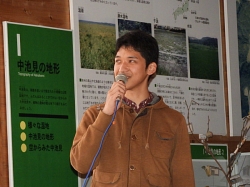 みんなで報告会_藤野くん
