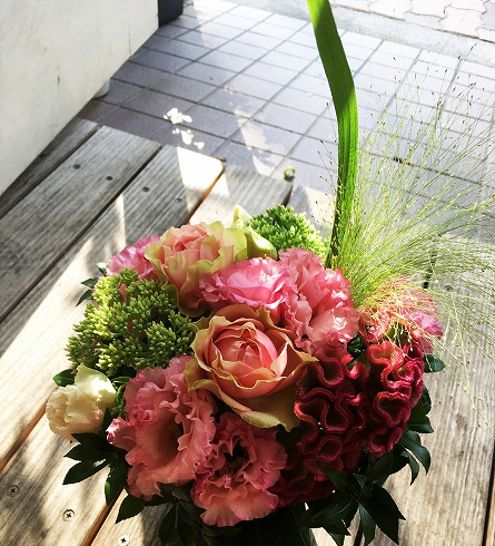名古屋へ8月9日お届けの生花アレンジメント Blog Florista Asaki