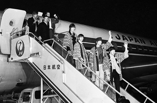 Beatles at Haneda Airport.jpg