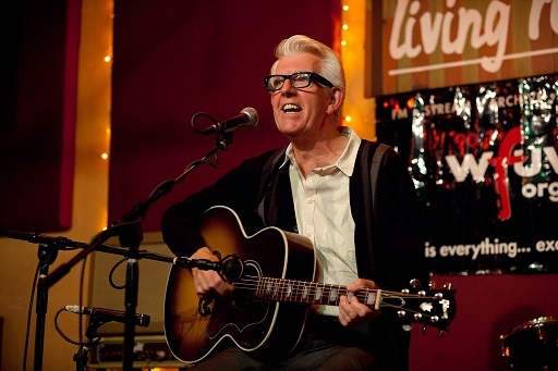 Nick Lowe with J-150 (2)
