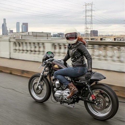 Harley Davidson Low Rider Cafe Racer with Girl Rider at LA(·ÇºÜ).jpg