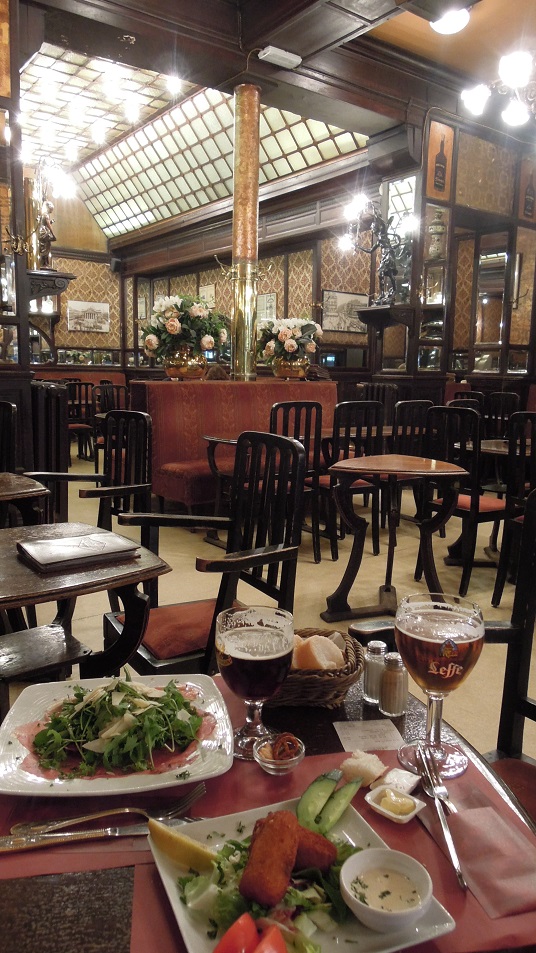 20170715 Brussels (お気に入りのCafe).jpg