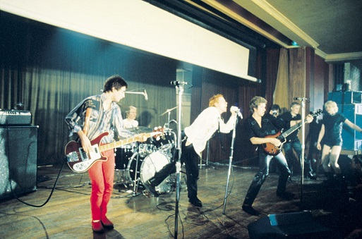 Sex Pistols 1976.jpg