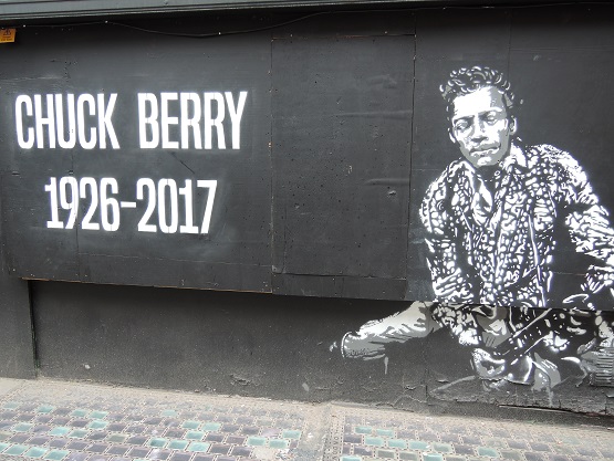 20170806 Denmark Street to 100 Club (·ÇºÜ).jpg