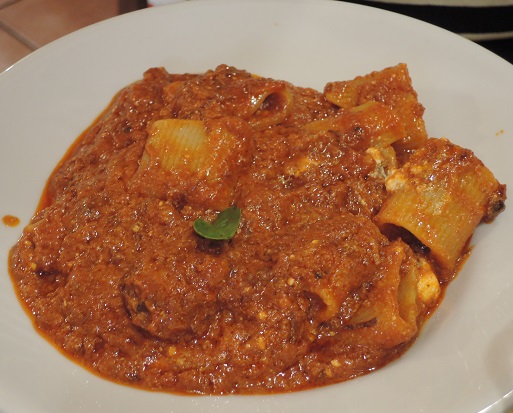 Naples 20170916 Braised Beef Ragu Paccheri.jpg