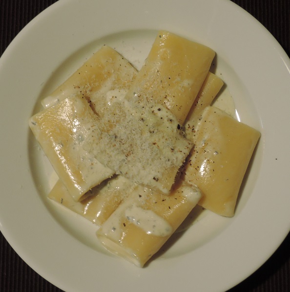 Paccheri alla Gorgonzola.JPG