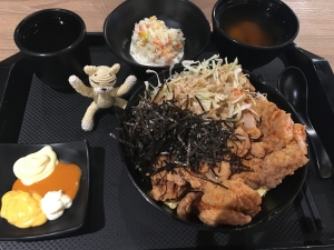 から揚げ丼