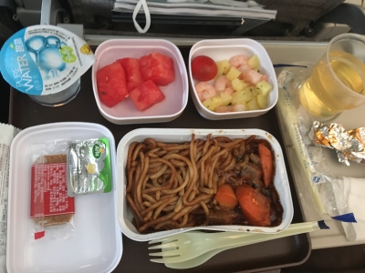 機内食ロスまで1