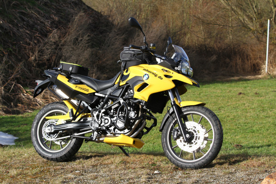 F700GS
