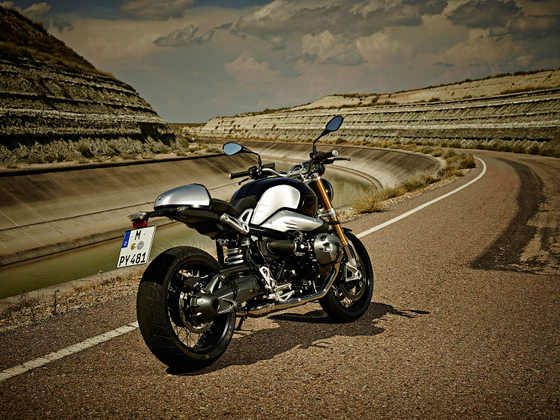 BMW R nineT