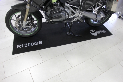 BMWバイク車名入りガレージマット
