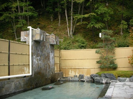 森林の温泉17.jpg