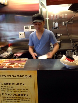 ロビソンフライズ12.jpg