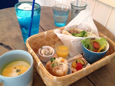 キッチンと海29.jpg