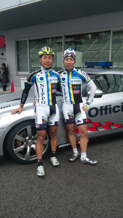 フジ200blog.jpg