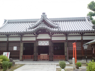 泉井上神社