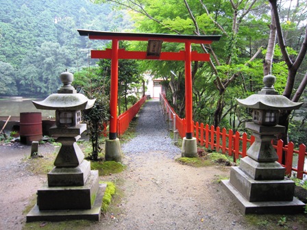 龍神神社