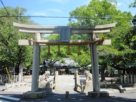 泉穴師神社