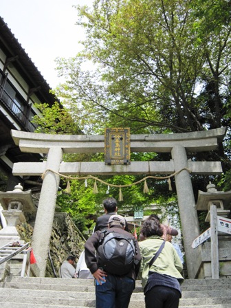 竹生島神社