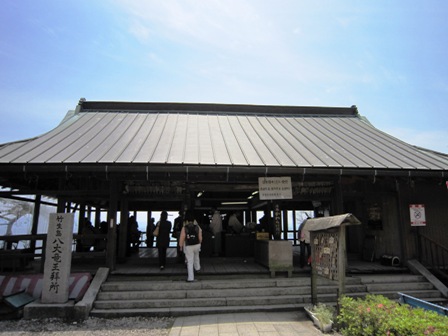 竹生島神社