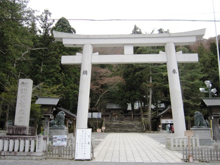 諏訪大社 本宮