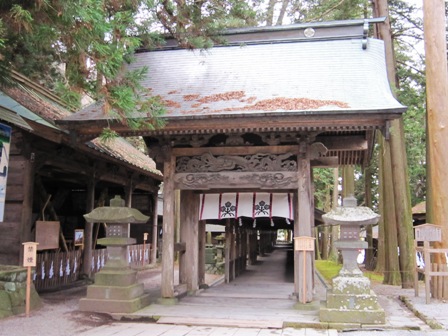 諏訪大社 本宮