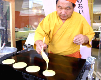どら生地を敷く