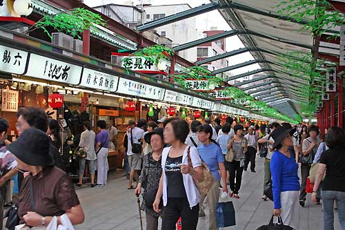 仲見世
