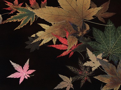 蒔絵博物館に原羊遊斎作「紅葉蒔絵硯蓋」を展示しました