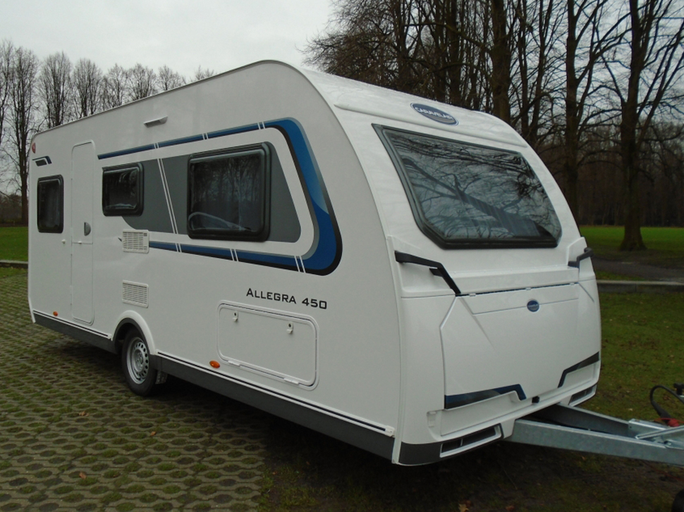 インディアナ・RVのNEWキャンピングトレーラーをご紹介