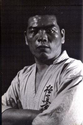 黒崎健時1.jpg